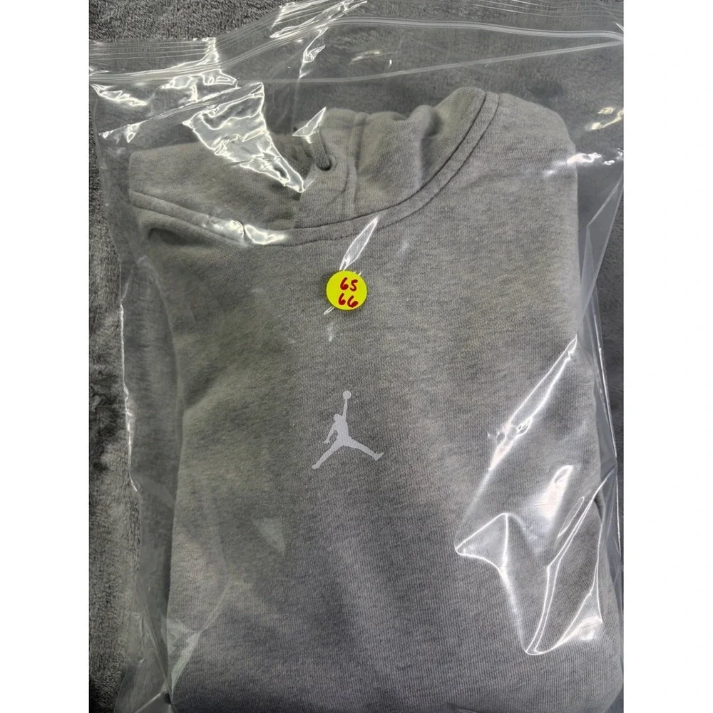 Jordan Sport Dri-FIT Pullover Hoodie Mens Size S Heather Gray Jumpman Logo
